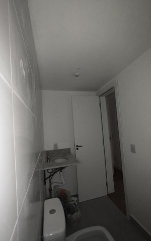 Apartamento à venda com 51m², 2 quartos e 1 vaga Apartamento à venda com 51m², 2 quartos e 1 vagaBanheiro social