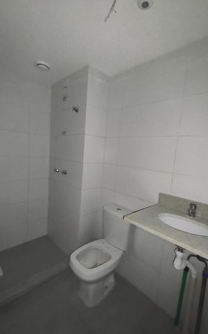 Apartamento à venda com 51m², 2 quartos e 1 vaga Apartamento à venda com 51m², 2 quartos e 1 vagaBanheiro social
