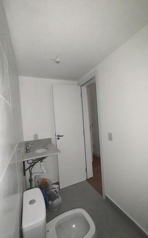 Apartamento à venda com 51m², 2 quartos e 1 vaga Apartamento à venda com 51m², 2 quartos e 1 vagaBanheiro social