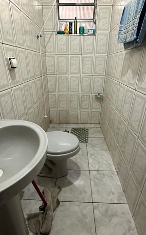 Casa à venda com 206m², 2 quartos e 1 vaga Casa à venda com 206m², 2 quartos e 1 vagaBanheiro Social