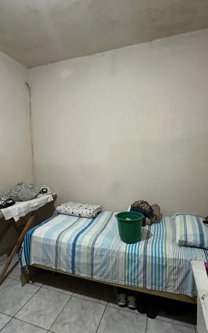 Casa à venda com 206m², 2 quartos e 1 vaga Casa à venda com 206m², 2 quartos e 1 vagaQuarto