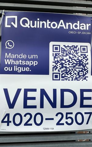 Casa à venda com 206m², 2 quartos e 1 vaga Casa à venda com 206m², 2 quartos e 1 vagaFachada