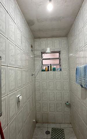 Casa à venda com 206m², 2 quartos e 1 vaga Casa à venda com 206m², 2 quartos e 1 vagaBanheiro Social