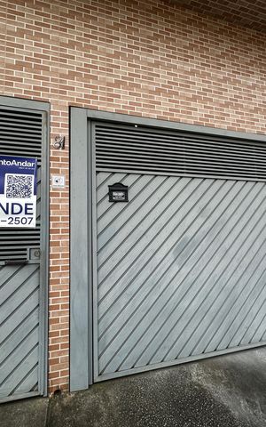 Casa à venda com 206m², 2 quartos e 1 vaga Casa à venda com 206m², 2 quartos e 1 vagaFachada
