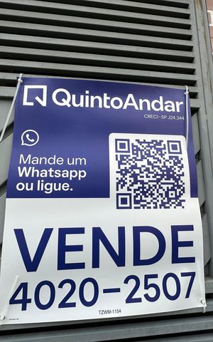 Casa à venda com 206m², 2 quartos e 1 vaga Casa à venda com 206m², 2 quartos e 1 vagaFachada