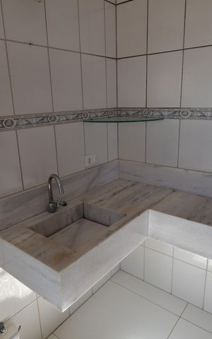 Casa à venda com 237m², 3 quartos e 6 vagasBanheiro Suíte