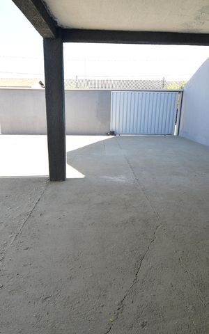 Casa à venda com 237m², 3 quartos e 6 vagasQuintal