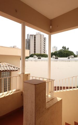 Casa para alugar com 180m², 4 quartos e 4 vagasVaranda