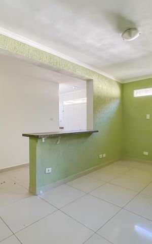Casa para alugar com 70m², 2 quartos e 1 vaga Casa para alugar com 70m², 2 quartos e 1 vagaSala