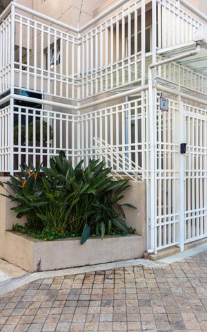 Apartamento para alugar com 151m², 3 quartos e 3 vagas Apartamento para alugar com 151m², 3 quartos e 3 vagasFachada