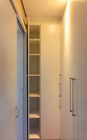 Apartamento para alugar com 151m², 3 quartos e 3 vagas Apartamento para alugar com 151m², 3 quartos e 3 vagasCloset da suíte 2