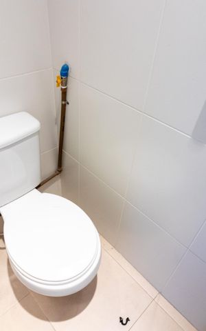 Apartamento para alugar com 151m², 3 quartos e 3 vagas Apartamento para alugar com 151m², 3 quartos e 3 vagasBanheiro de serviço