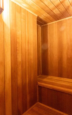Apartamento para alugar com 151m², 3 quartos e 3 vagas Apartamento para alugar com 151m², 3 quartos e 3 vagasSauna