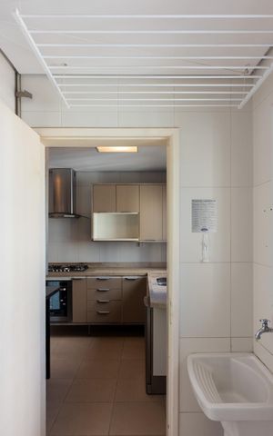 Apartamento para alugar com 151m², 3 quartos e 3 vagas Apartamento para alugar com 151m², 3 quartos e 3 vagasÁrea de Serviço