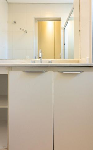 Apartamento para alugar com 151m², 3 quartos e 3 vagas Apartamento para alugar com 151m², 3 quartos e 3 vagasBanheiro da Suíte 2