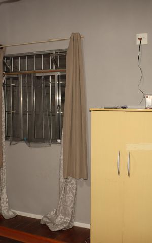 Casa à venda com 50m², 4 quartos e 1 vagaQuarto