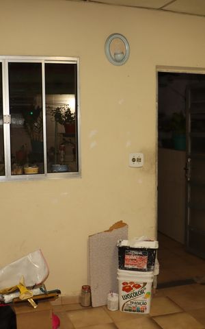 Casa à venda com 50m², 4 quartos e 1 vagaÁrea de serviço