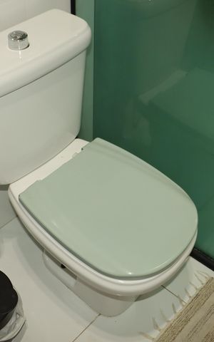 Casa à venda com 50m², 4 quartos e 1 vagaBanheiro