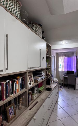 Apartamento à venda com 222m², 4 quartos e 3 vagas Apartamento à venda com 222m², 4 quartos e 3 vagasSuíte 2