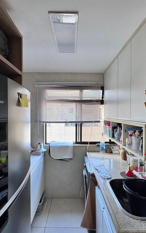 Apartamento à venda com 222m², 4 quartos e 3 vagas Apartamento à venda com 222m², 4 quartos e 3 vagasÁrea de Serviço