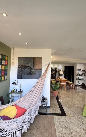Apartamento à venda com 222m², 4 quartos e 3 vagas Apartamento à venda com 222m², 4 quartos e 3 vagasSala