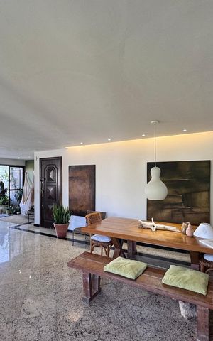 Apartamento à venda com 222m², 4 quartos e 3 vagas Apartamento à venda com 222m², 4 quartos e 3 vagasSala