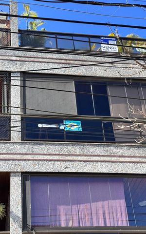 Apartamento à venda com 222m², 4 quartos e 3 vagas Apartamento à venda com 222m², 4 quartos e 3 vagasPlaquinha Quinto Anar