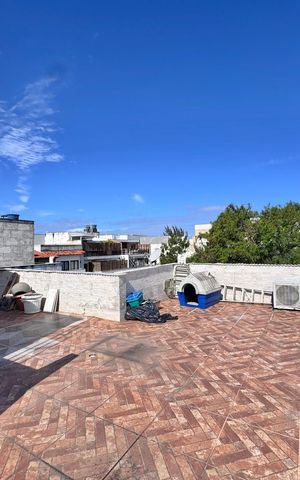 Apartamento à venda com 222m², 4 quartos e 3 vagas Apartamento à venda com 222m², 4 quartos e 3 vagasTerraço