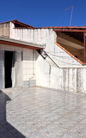 Casa à venda com 180m², 3 quartos e 2 vagas Casa à venda com 180m², 3 quartos e 2 vagasSacada da Suíte 2