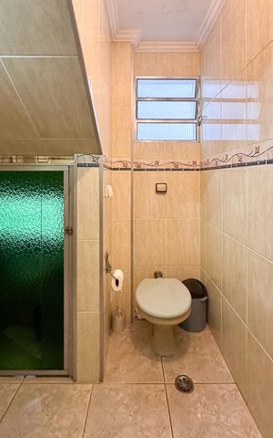 Casa à venda com 180m², 3 quartos e 2 vagas Casa à venda com 180m², 3 quartos e 2 vagasLavabo