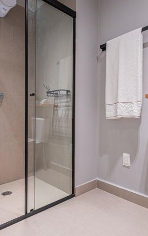 Studio para alugar com 26m², 1 quarto e sem vaga Studio para alugar com 26m², 1 quarto e sem vagaBanheiro