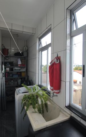 Apartamento à venda com 80m², 2 quartos e 1 vagaÁrea de Serviço