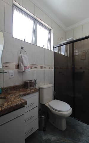 Apartamento à venda com 80m², 2 quartos e 1 vagaBanheiro Social
