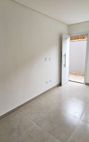 Casa de condomínio para alugar com 53m², 2 quartos e 1 vaga Casa de condomínio para alugar com 53m², 2 quartos e 1 vagaSala