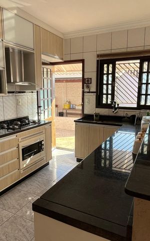 Casa para alugar com 60m², 2 quartos e 1 vagaSala/Cozinha