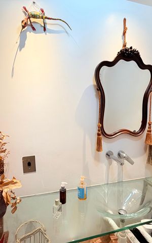 Apartamento para alugar com 97m², 2 quartos e 1 vaga Apartamento para alugar com 97m², 2 quartos e 1 vagaBanheiro social