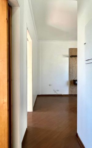 Apartamento à venda com 64m², 2 quartos e sem vaga Apartamento à venda com 64m², 2 quartos e sem vagaCorredor