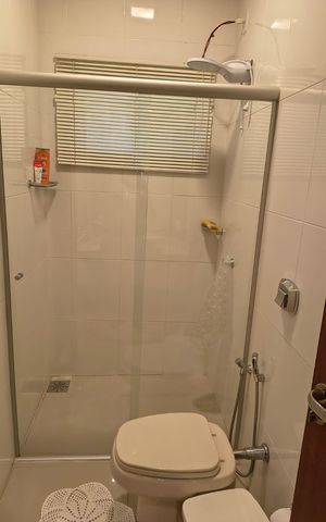 Casa à venda com 360m², 3 quartos e 5 vagas Casa à venda com 360m², 3 quartos e 5 vagasBanheiro