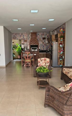 Casa à venda com 360m², 3 quartos e 5 vagas Casa à venda com 360m², 3 quartos e 5 vagasCozinha