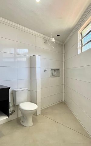 Casa para alugar com 78m², 2 quartos e sem vagaBanheiro da Suíte