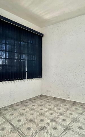 Casa para alugar com 78m², 2 quartos e sem vagaSala