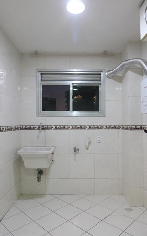 Apartamento para alugar com 70m², 2 quartos e 1 vagaÁrea de serviço