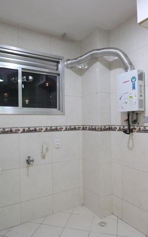 Apartamento para alugar com 70m², 2 quartos e 1 vagaÁrea de serviço