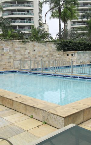 Apartamento para alugar com 70m², 2 quartos e 1 vagaÁrea comum - Piscina