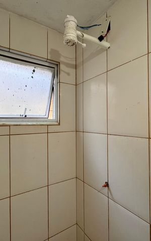 Casa de condomínio à venda com 120m², 3 quartos e 2 vagasBanheiro da Suíte 2