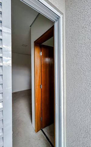 Casa à venda com 100m², 3 quartos e 2 vagasVaranda