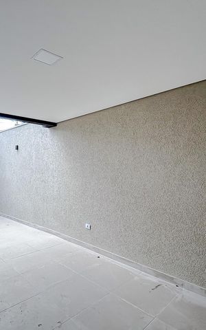 Casa à venda com 100m², 3 quartos e 2 vagasGaragem