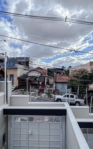 Casa à venda com 100m², 3 quartos e 2 vagasVaranda