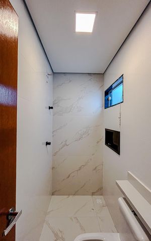 Casa à venda com 100m², 3 quartos e 2 vagasBanheiro da Suíte 2