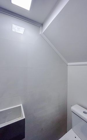 Casa à venda com 100m², 3 quartos e 2 vagasLavabo